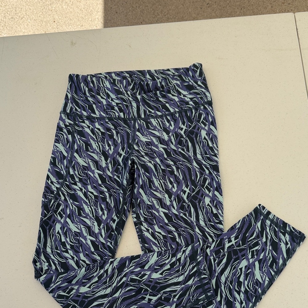 Under Armour Blue and Black Patterned Leggings